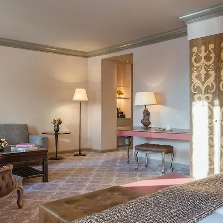 Carlton - The Leading Of The World 세인트모리츠