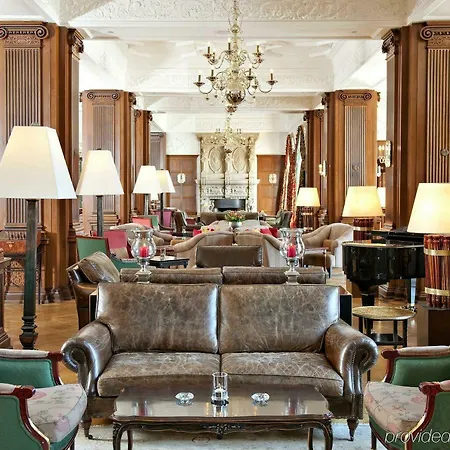 Carlton - The Leading Of The World