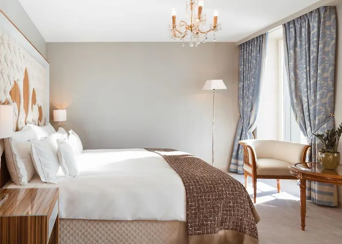 Carlton - The Leading Of The World Svatý Mořic