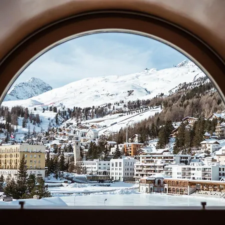 Carlton - The Leading Of The World 5* سانت موريتز