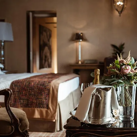 Otel Carlton - The Leading Of The World