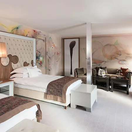 Carlton - The Leading Of The World Otel 5*