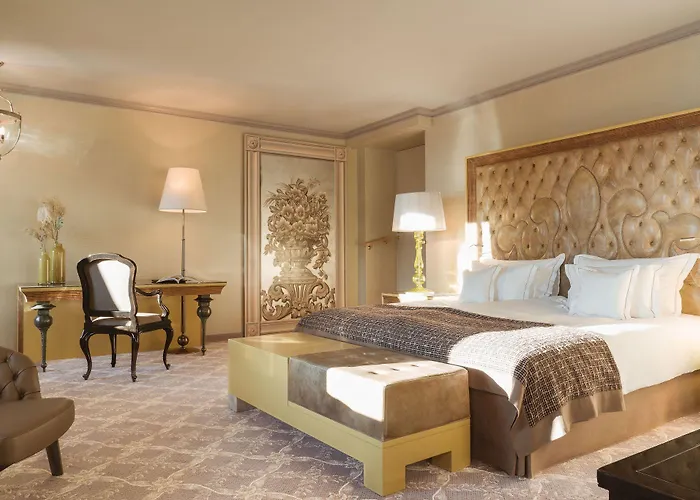 Ξενοδοχείο Carlton - The Leading Of The World