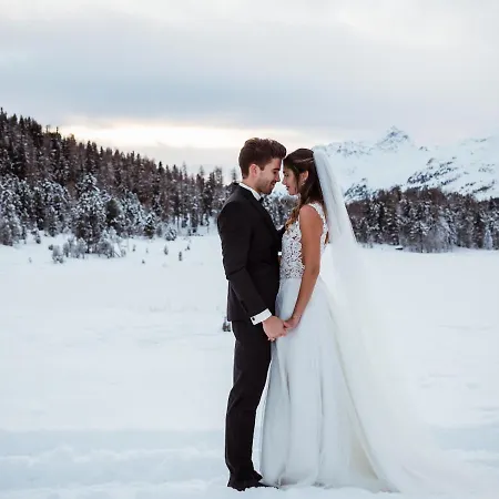 Carlton - The Leading Of The World