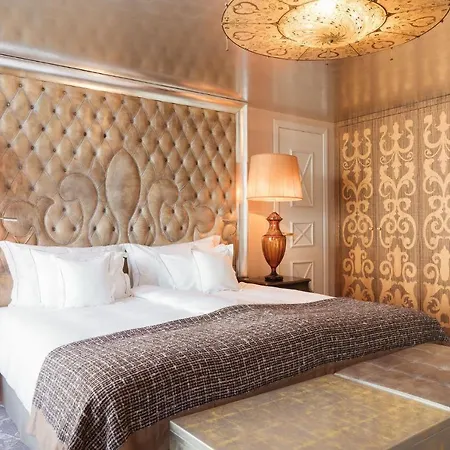 Hotel Carlton
