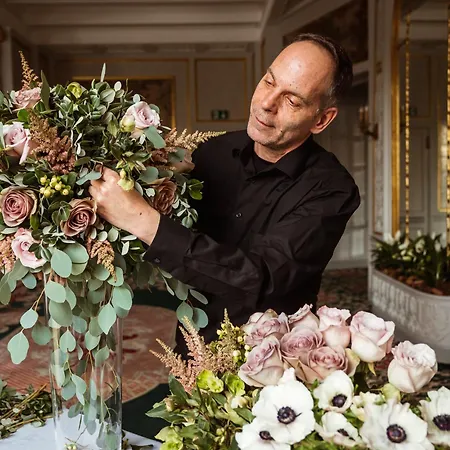 Carlton - The Leading Of The World Sankt Moritz