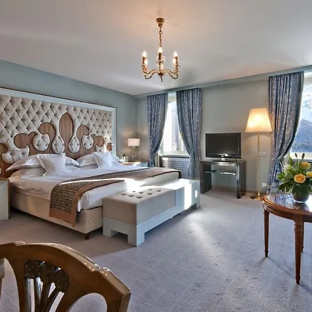 Carlton Hotel 5*