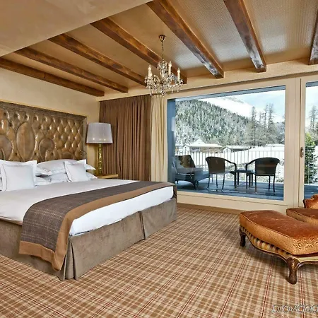 Hotel Carlton