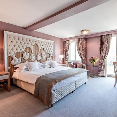 Hotel Carlton - The Leading Of The World 5*