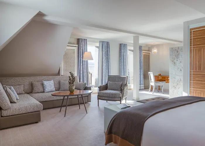 Carlton - The Leading Of The World 酒店